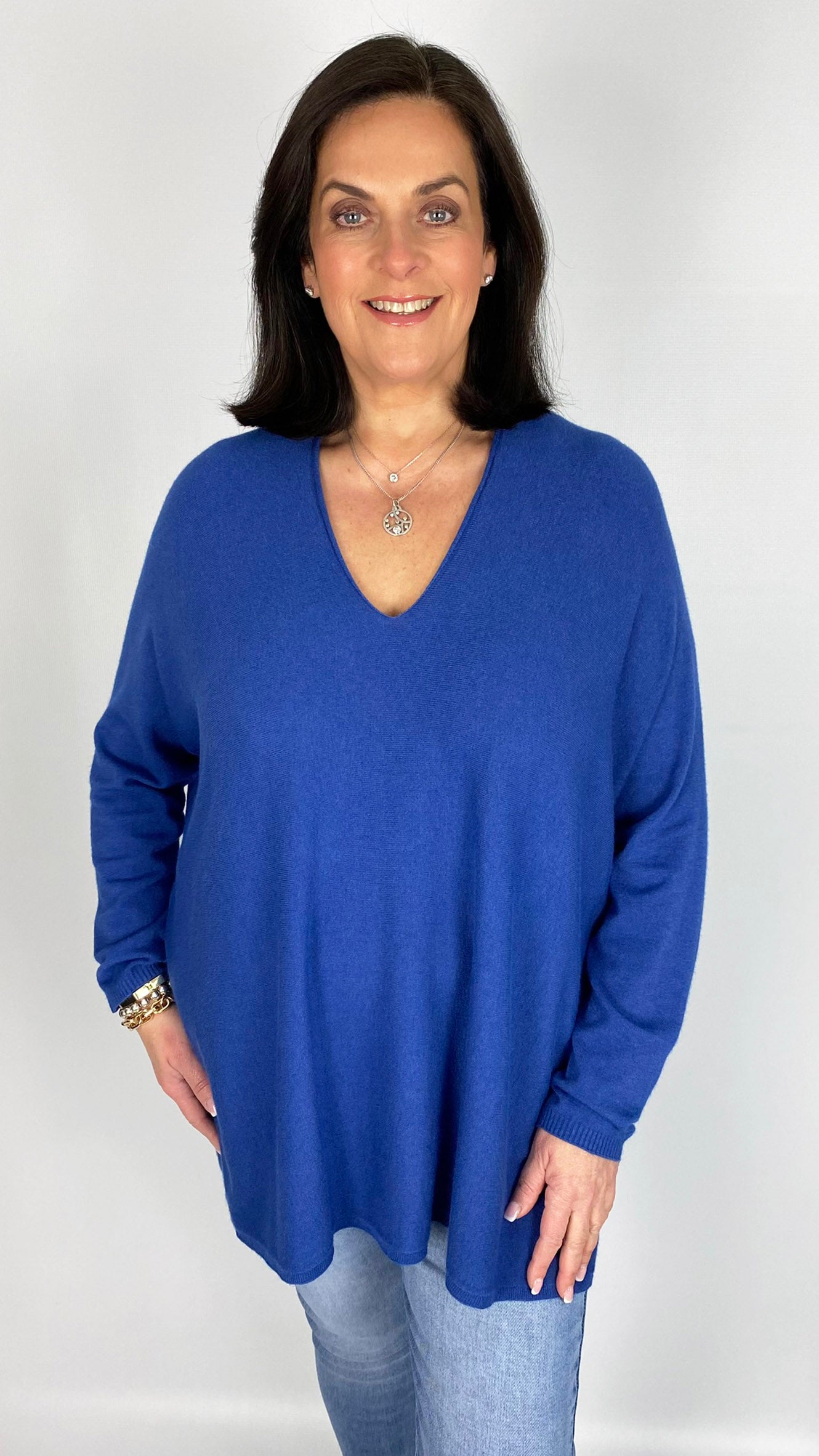 My classic soft v-neck jumper | 6 Colours | last 1s