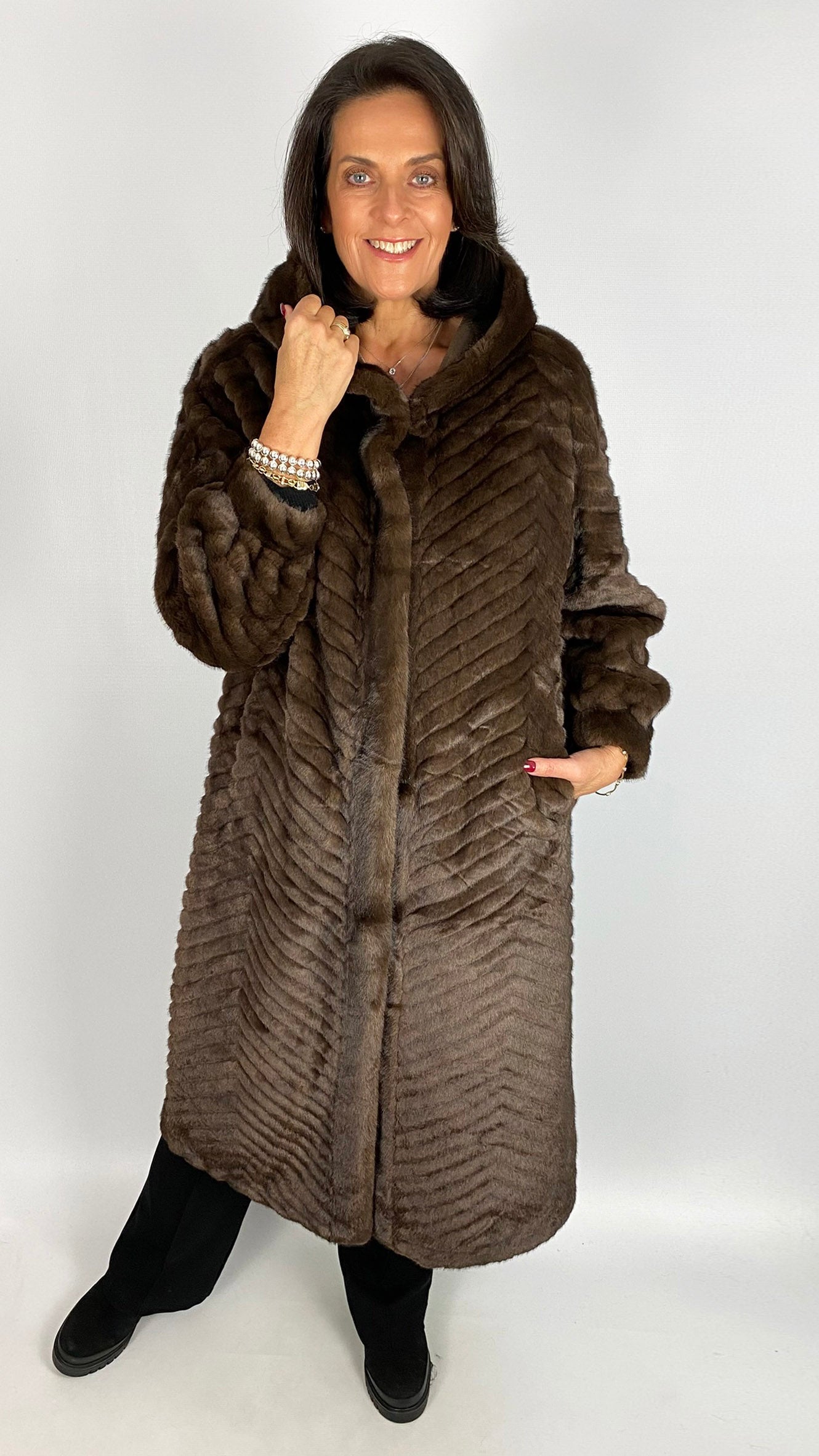 Ribbed faux fur long hooded coat | Brown | by Malissa J