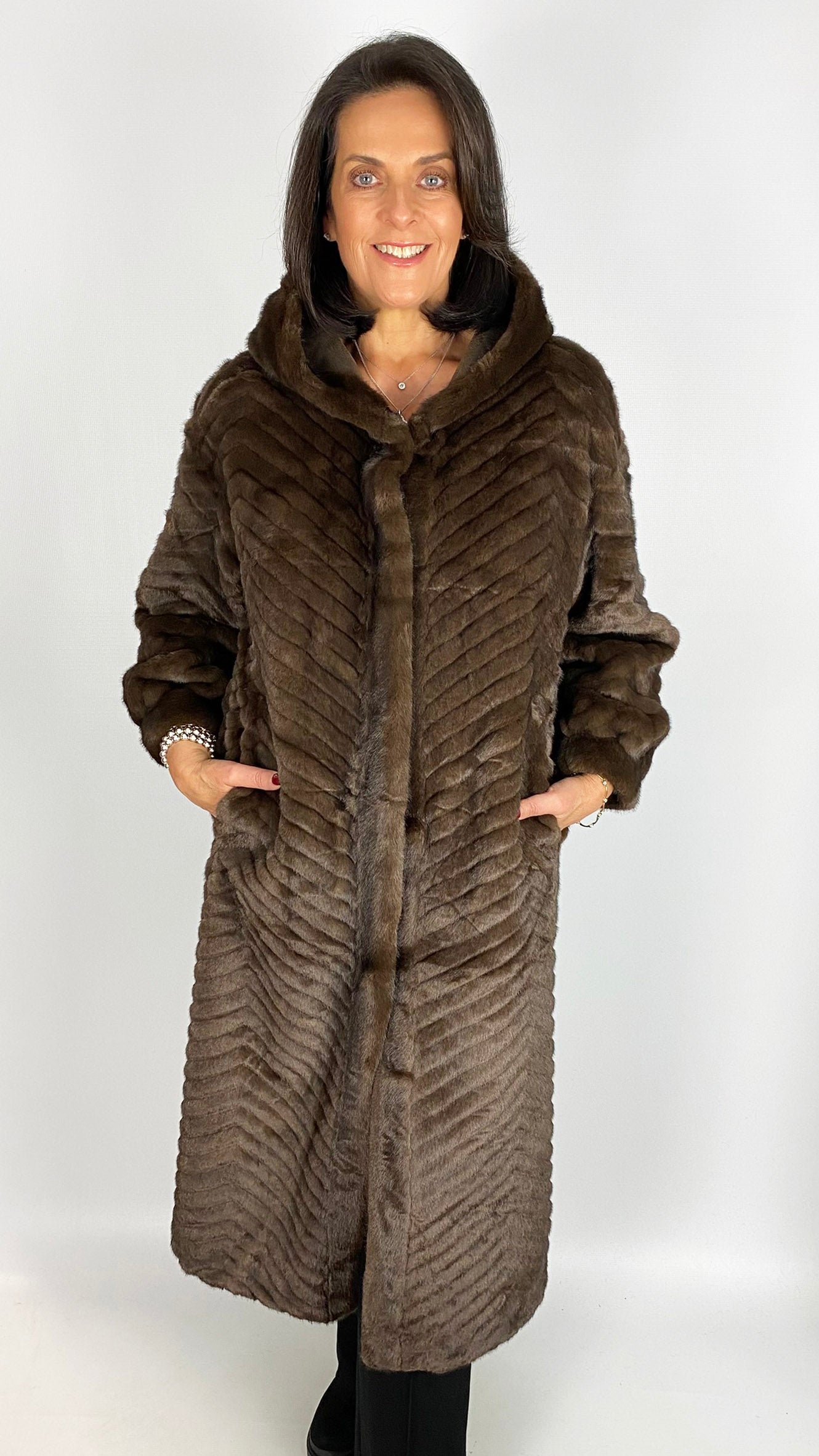 Ribbed faux fur long hooded coat | Brown | by Malissa J