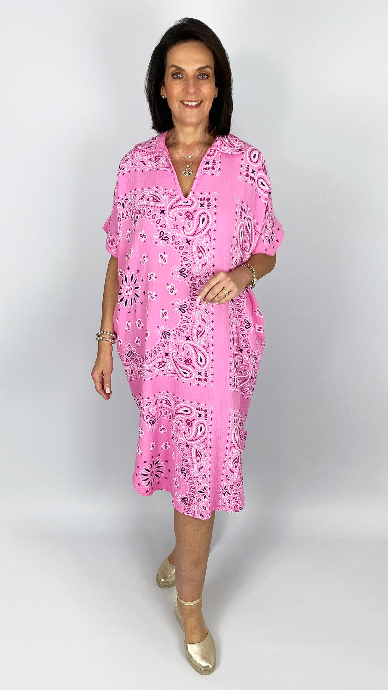 Bandana print cotton v-neck pocket dress | 4 Colours | last 1