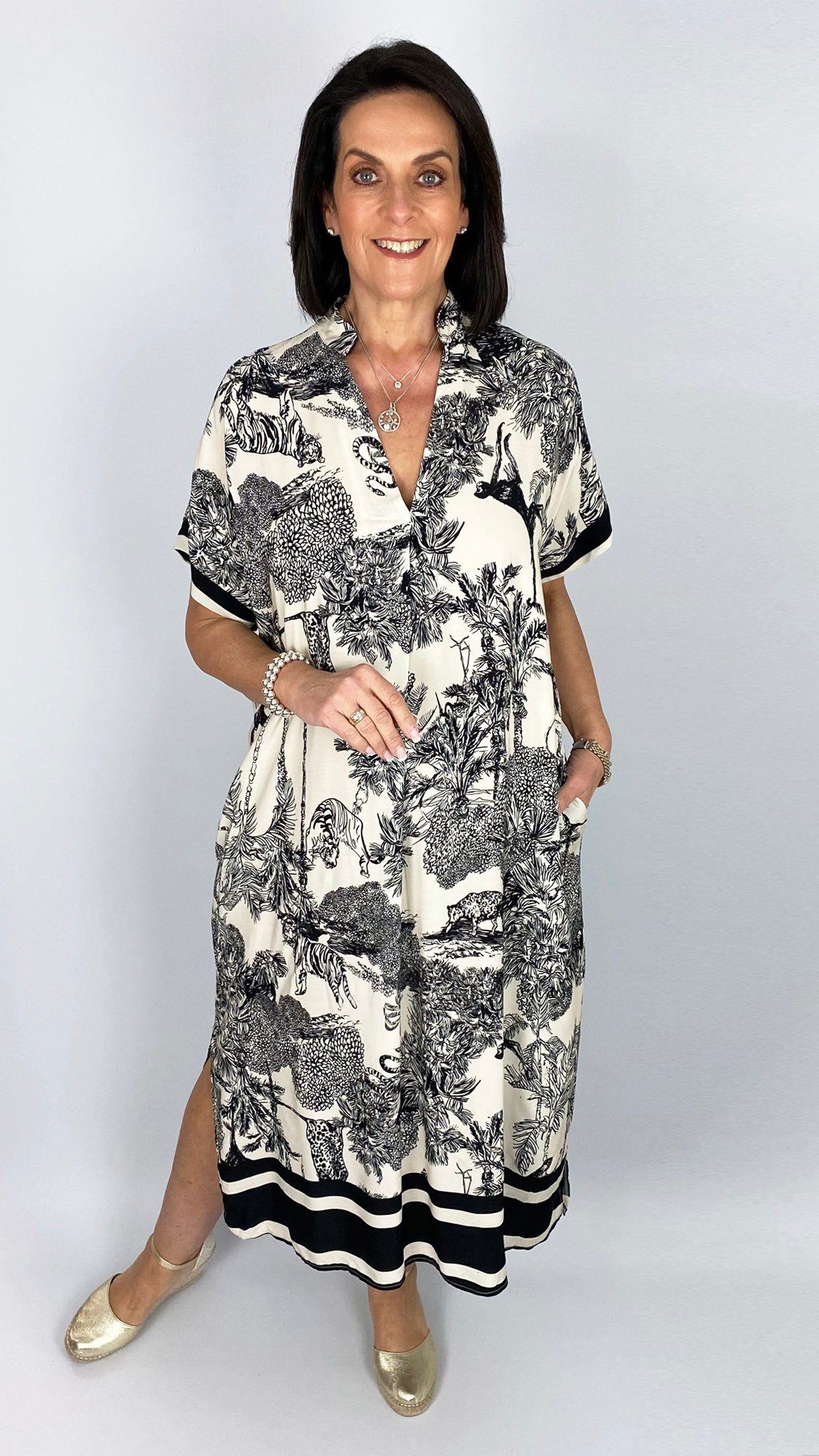 Jungle print V-neck pocket dress | 5 Colours