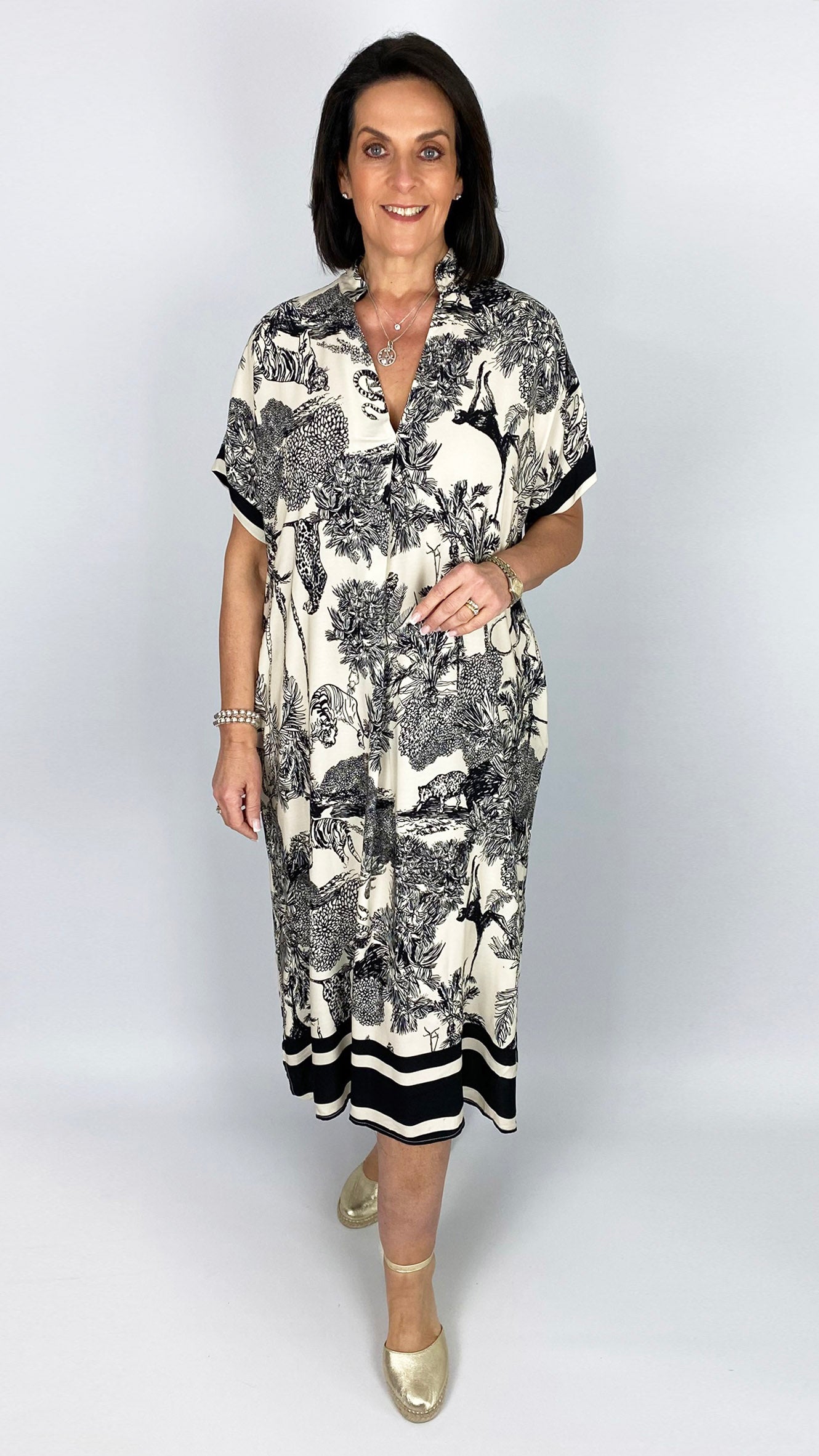 Jungle print V-neck pocket dress | 5 Colours