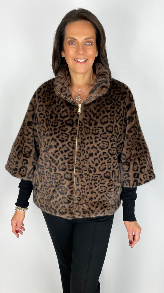 Fluted 3/4 sleeve luxury faux fur jacket | 3 Colours