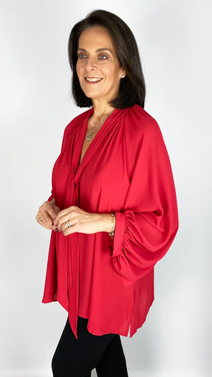 Pussybow tie blouse | Red | by Mat