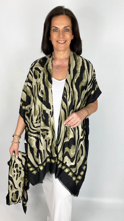 Animal print kimono & scarf set | Black/Stone | by Malissa J