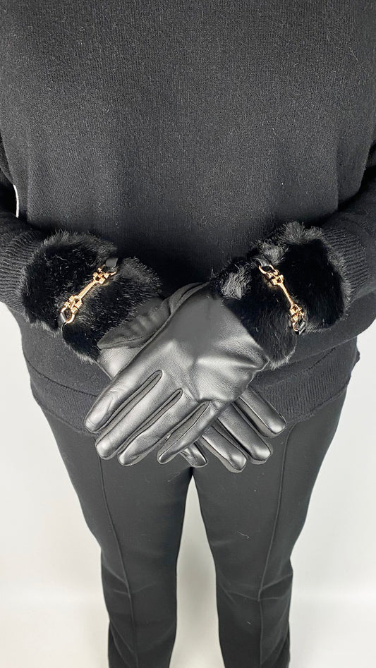 Faux fur buckle detail gloves | 2 Colours