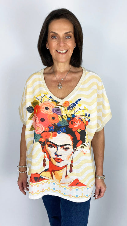 Printed motif v-neck top | 5 Prints