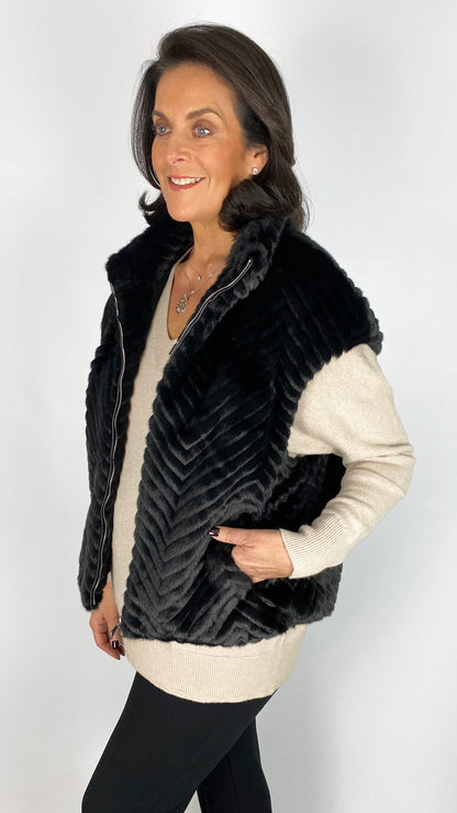 Zip-up ribbed faux fur gilet | Black | by Malissa J