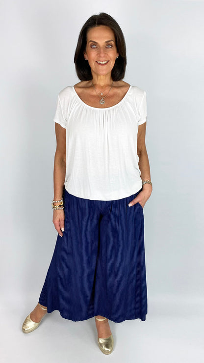 Pinstripe culotte pull-on pants | 3 Colours