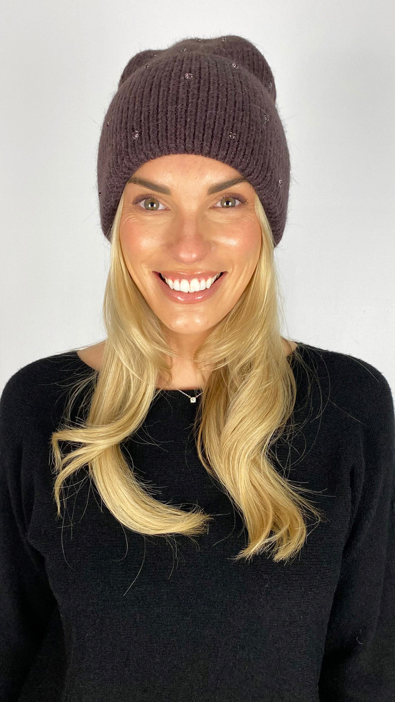 Rhinestone detail knitted hat | 3 Colours