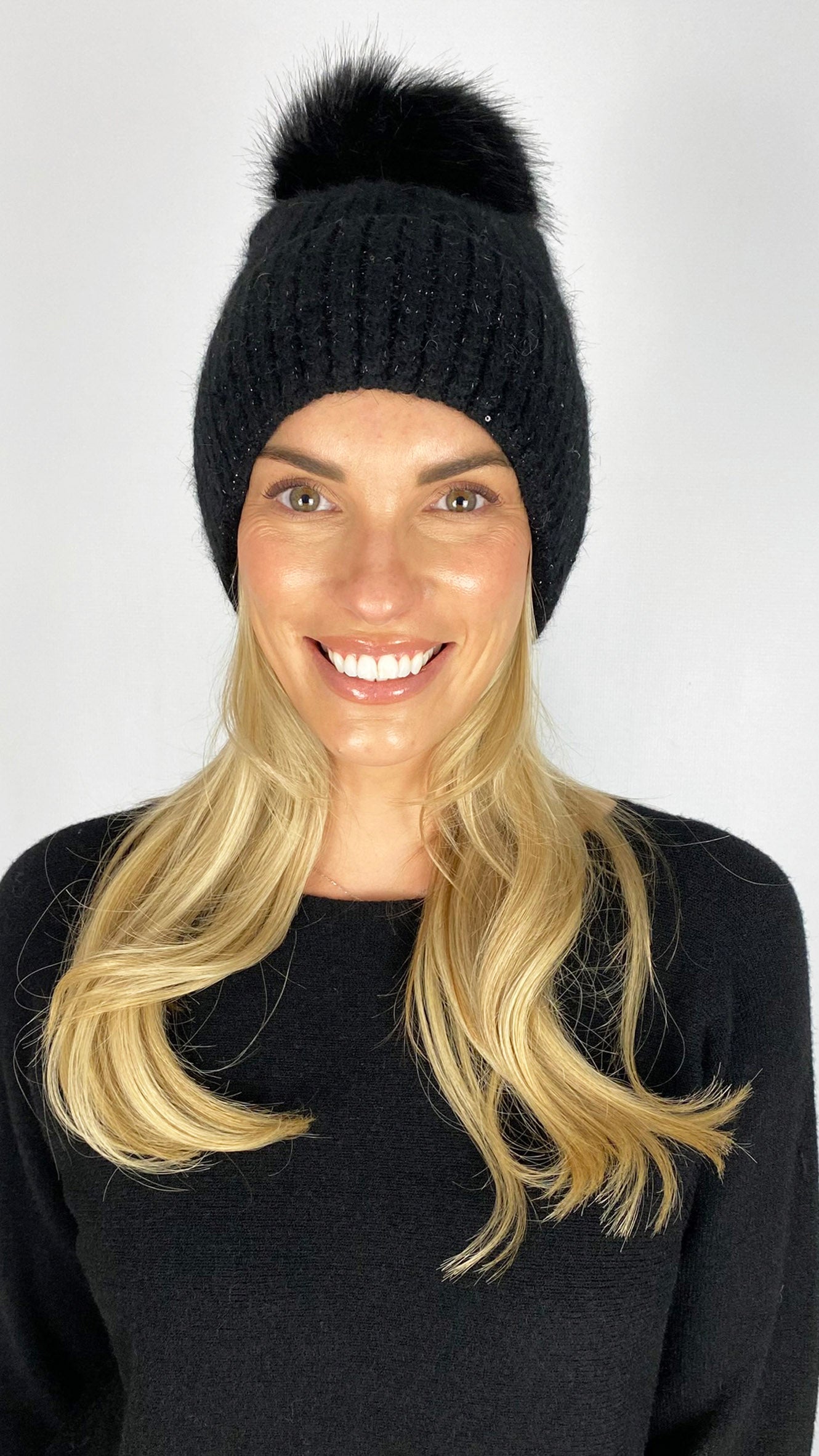 Sequin detail faux fur bobble hat | 5 Colours
