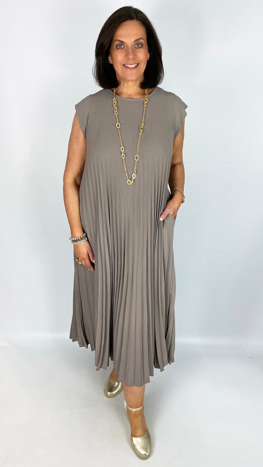 Pleated cap-sleeve pocket dress | 10 Colours | Back in + Khaki or Chocolate