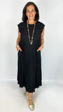 Button detail & 2-pocket jumper (3 Colours) - last 1s