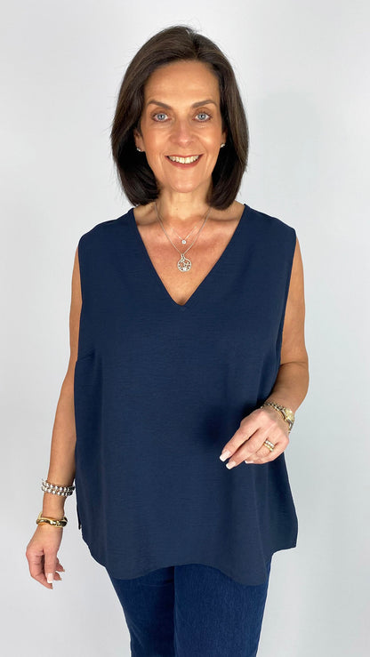 Crepe feel sleeveless essential top | 4 Colours | by Mat | last 1s