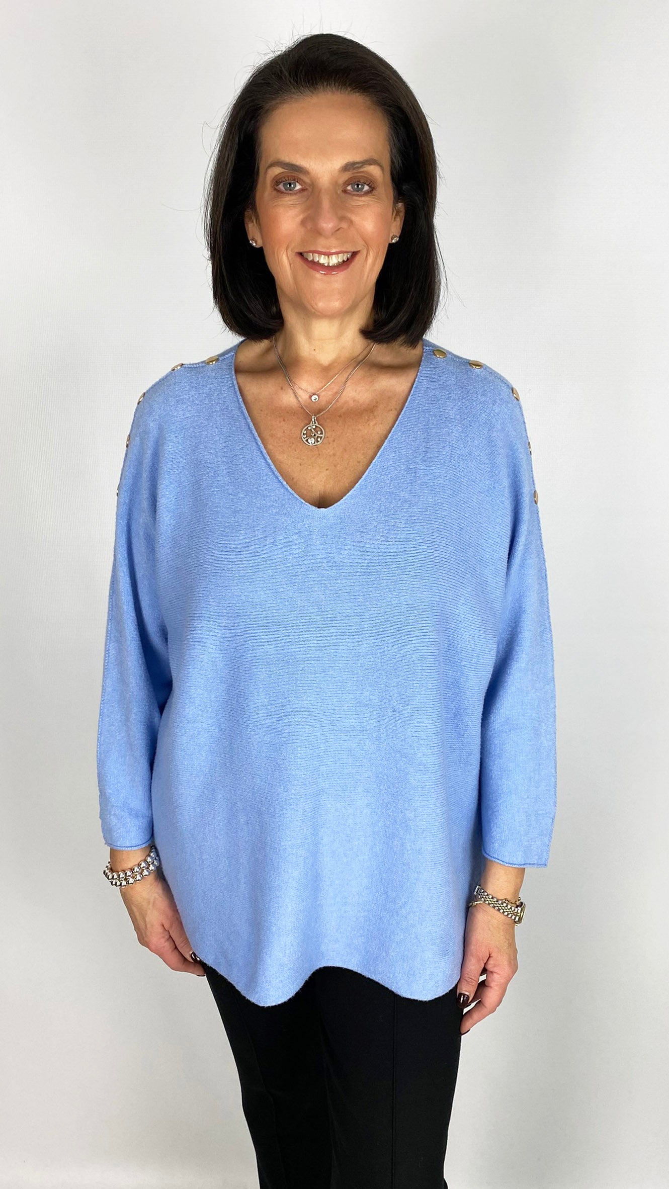 Button shoulder ultra soft v-neck jumper | 5 Colours