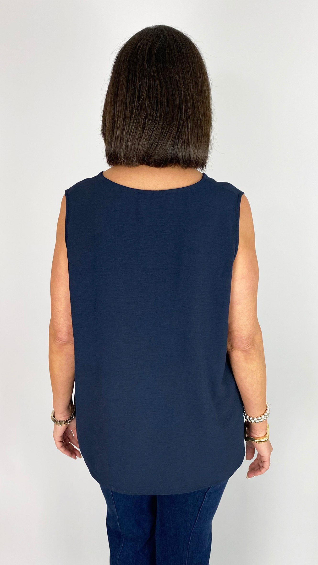 Crepe feel sleeveless essential top | 4 Colours | by Mat | last 1s