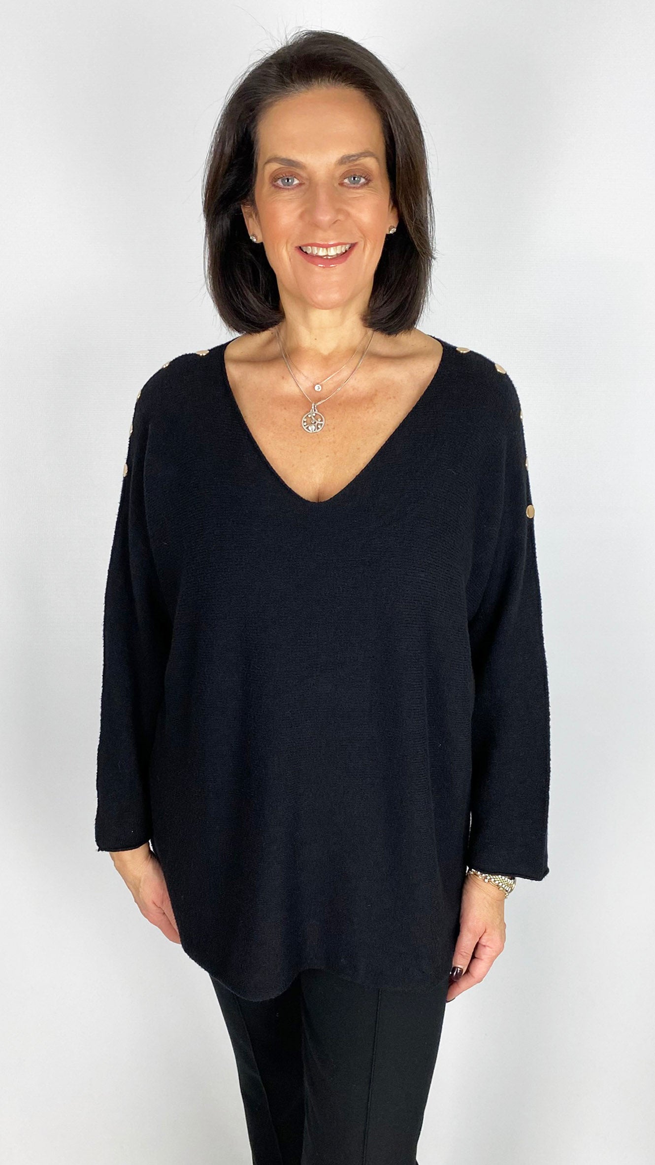 Button shoulder ultra soft v-neck jumper | 5 Colours