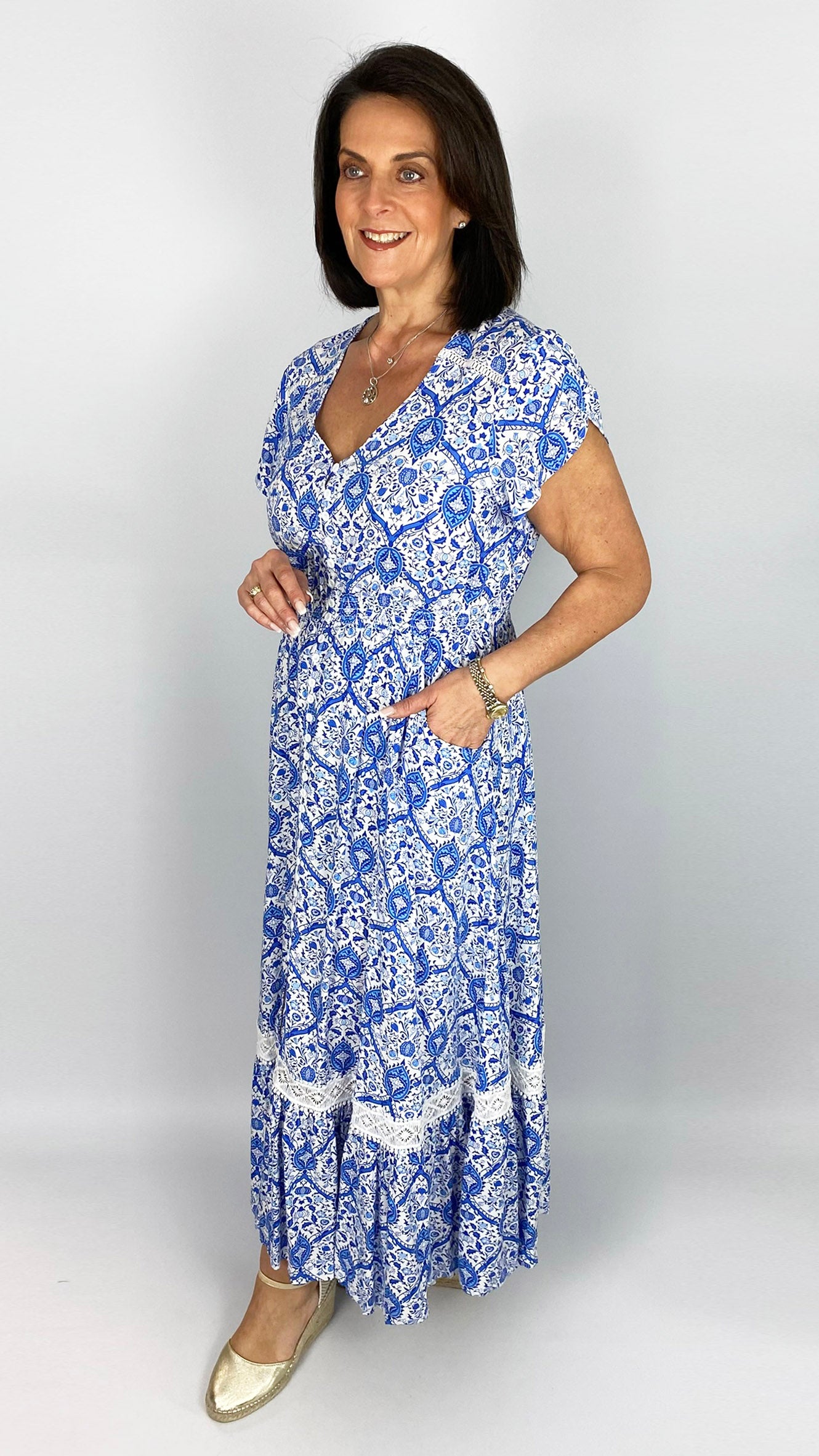 Button-through v-neck frill-sleeve print maxi dress | China Blue