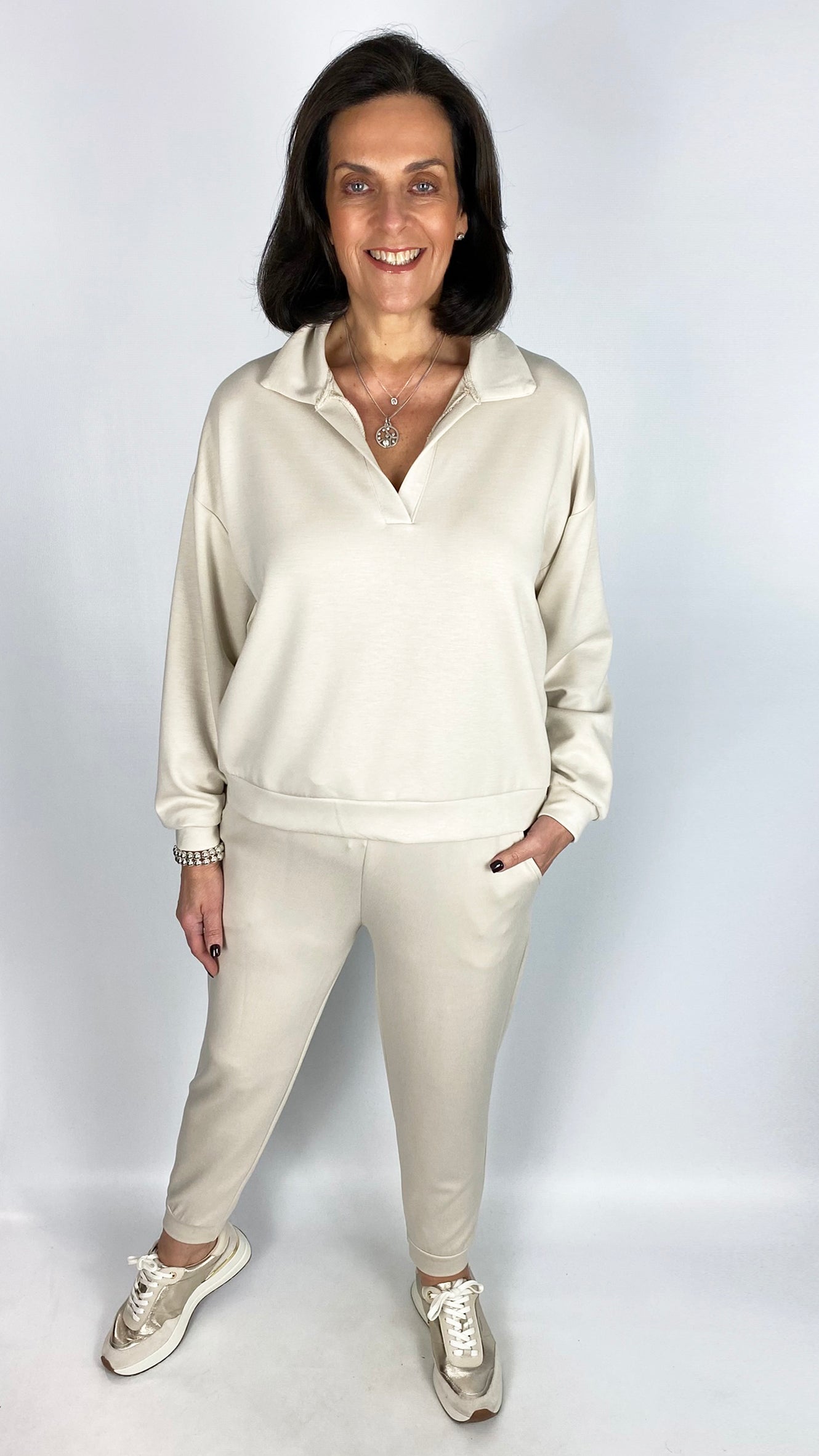 Collared v-neck & cuffed pant loungesuit | 4 Colours