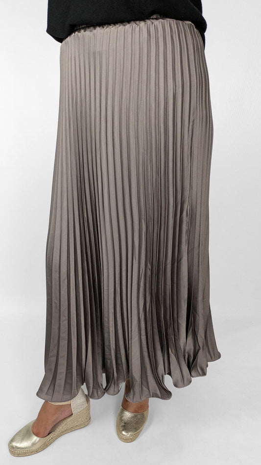 Satin pleat fluted skirt | 3 Colours