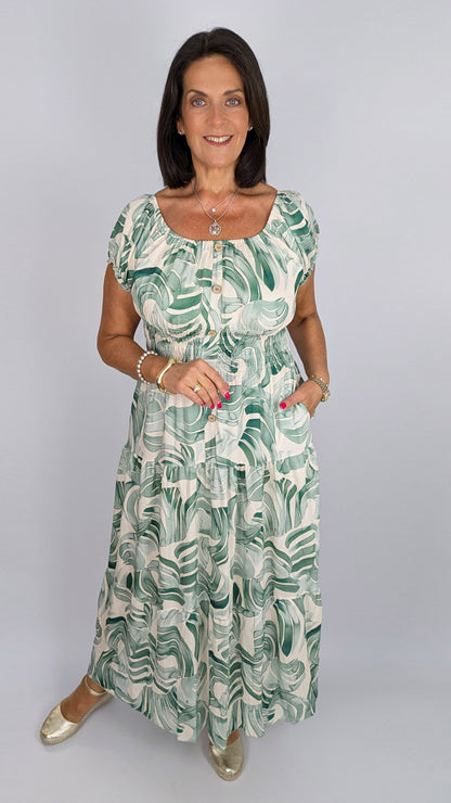 On/off-the-shoulder shirred maxi dress | 3 Colours | last 1s