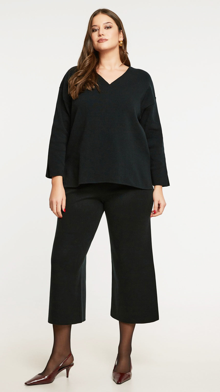 V-neck essential jumper | 3 Colours | by Mat