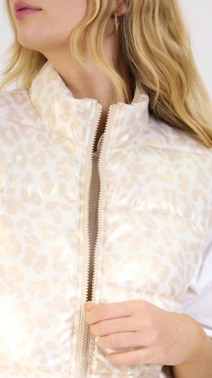 Reversible Showerproof Gilet | Silver Leopard/White | last 1s