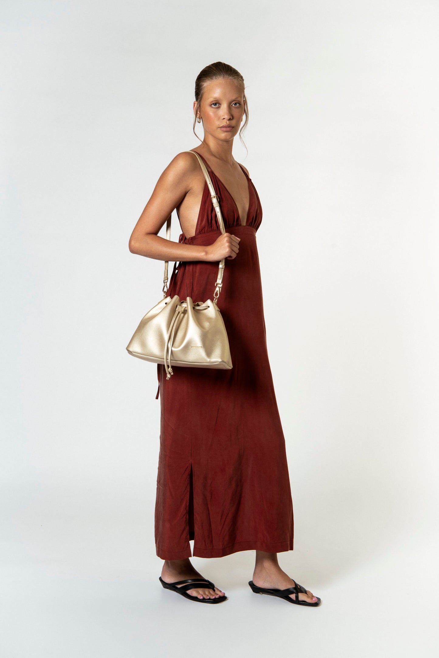 Drawstring shoulder/crossbody bag | Gold | by Every Other