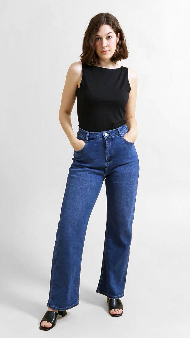 Wide leg stretch denim jeans